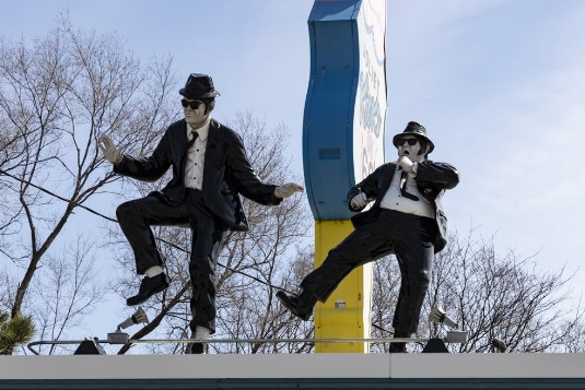 Blues Brothers auf Rich an Creamary Kiosk in Joliet